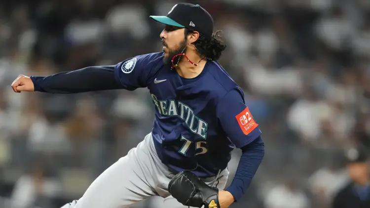 Andrés Muñoz sella triunfo clave de Marineros con salvamento récord