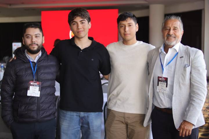 Estudiantes de Inacap Arica viajan a Colombia tras ganar desafío de la CChC