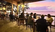Life’s a Beach at Salt Shack on Lake Minneola
