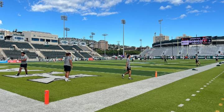 UH returns home to face Sam Houston under the Manoa lights