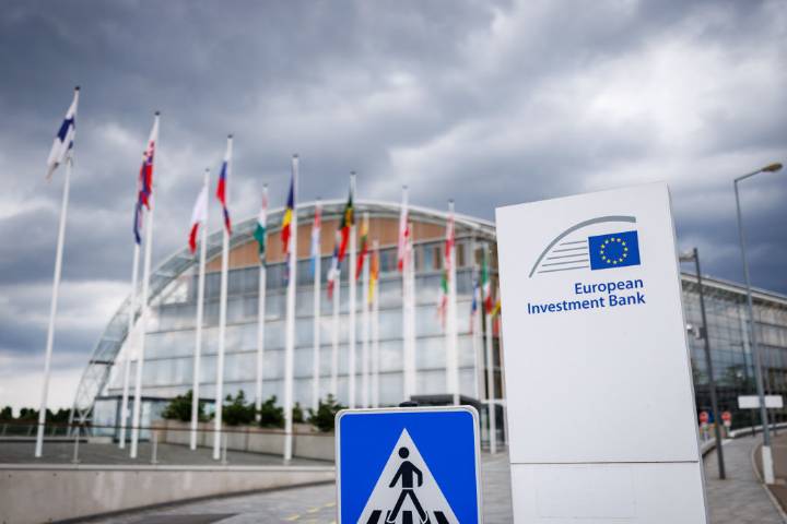 Europe’s ‘climate bank’ maintains green finance target, tilts towards adaptation