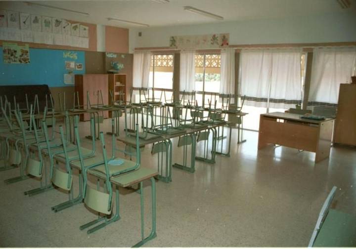 13 centros con clases online y salidas anticipadas en Canarias por el calor: «Nadie se puede concentrar a 40 grados»