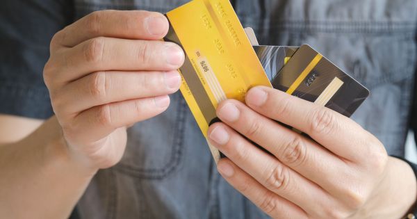 Se despiden las tarjetas de crédito y débito como las conocíamos: por qué todos las reemplazan por este método de pago