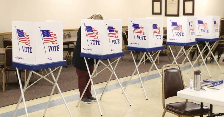 Illinois declined to give sensitive voter data to the DOJ. Some GOP states are doing the same