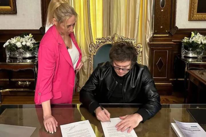 Javier Milei vetó la ley de financiamiento universitario y la oposición analiza rechazarlo