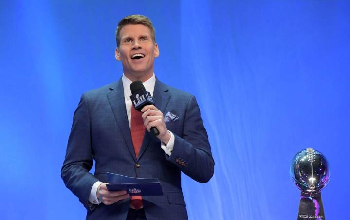 NFL's RedZone (with ads) starts... now: Why fans are talking about the Sunday showcase