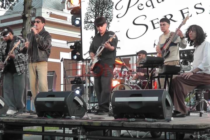 El festival "Arte Joven" celebró la primavera con música y talento local