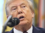 Trump: U.S. would be on ’brink of economic catastrophe’ minus tariffs