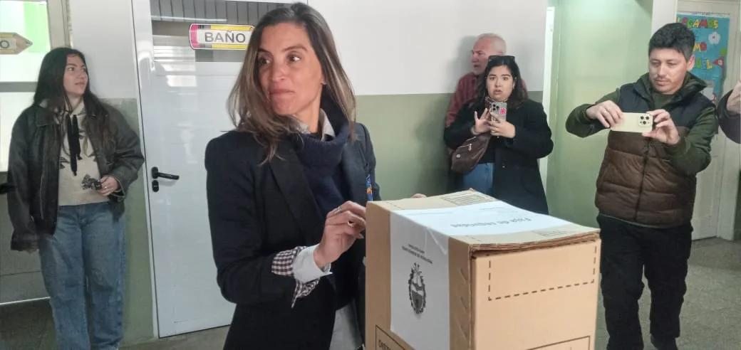 De Miguel: «La democracia la hacemos y la nutrimos cada vez que venimos a votar»
