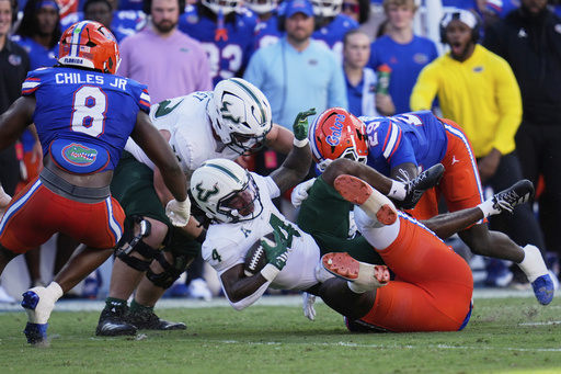 Florida's Brendan Bett ejected for spitting late in No. 13 Gators' upset loss to South Florida