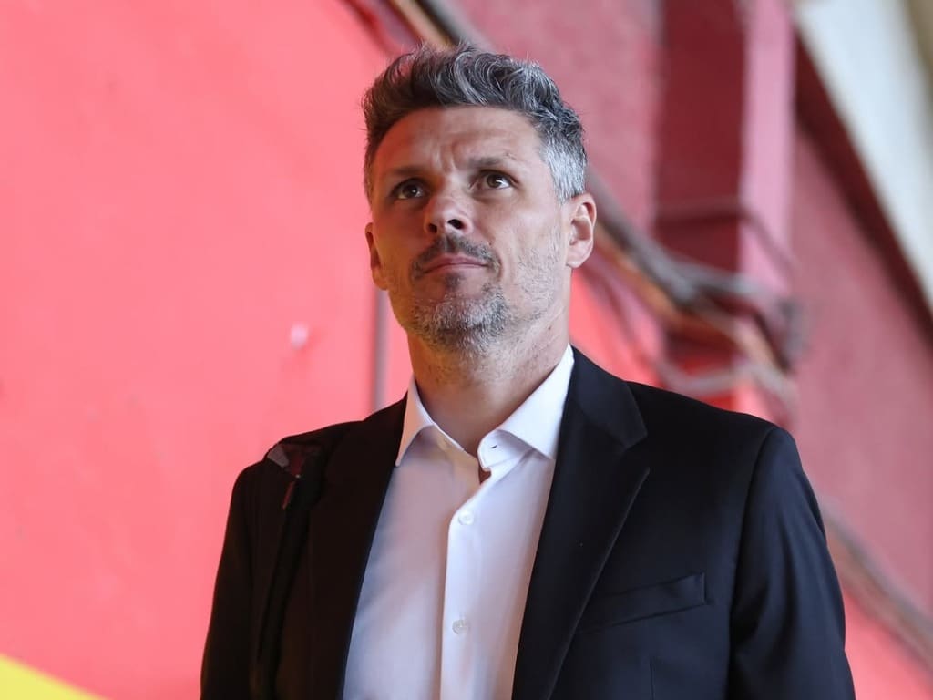 Fernando Ortiz y la cláusula que lo podría sacar de Colo Colo a fin de año: revelan cómo surgió dicha condición