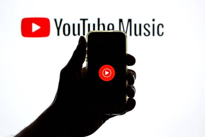 YouTube Music tests AI hosts that share trivia and commentary