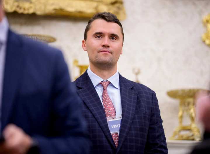 Aterrador asesinato del influencer Charlie Kirk en Estados Unidos