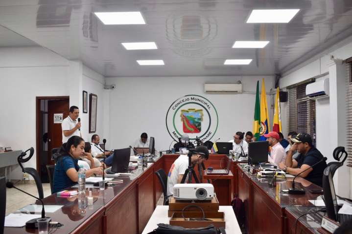 Concejo de Monterrey aprobó endeudamiento por 20 mil millones en medio de fuerte debate