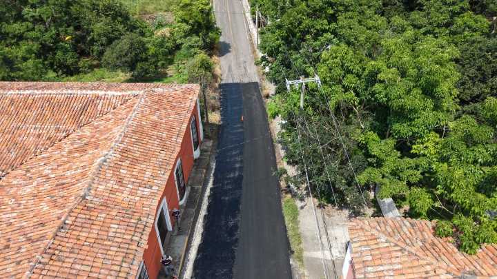 Gobierno del Estado de Colima inicia trabajos de renivelación en tramo El Trapiche a San Joaquín