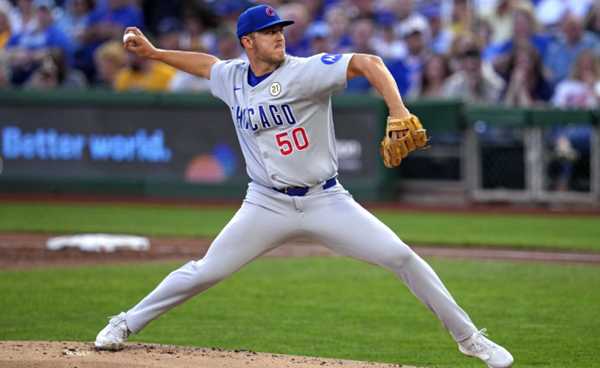 Cubs blank Pirates 4-0; set to clinch playoff slot