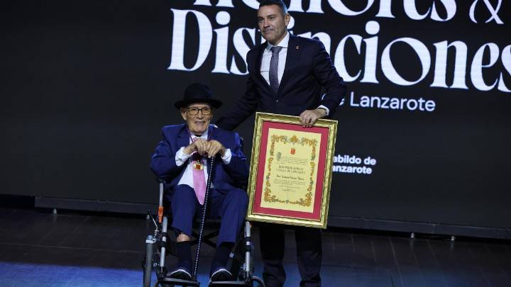 Lanzarote despide a Antonio Corujo: "Se apaga una voz única, pero queda viva la llama de las tradiciones que supo preservar y legar"