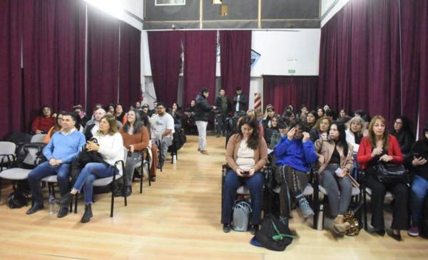 Papaiani presente en taller brindado por Servicios de Protección de Derechos