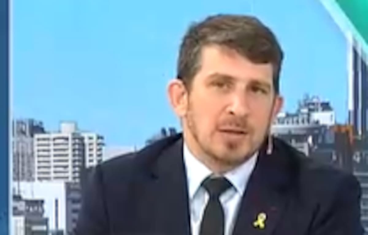 Habló el presidente de la DAIA sobre los cánticos antisemitas en un viaje de egresados: “Esto duele y no puede pasar”