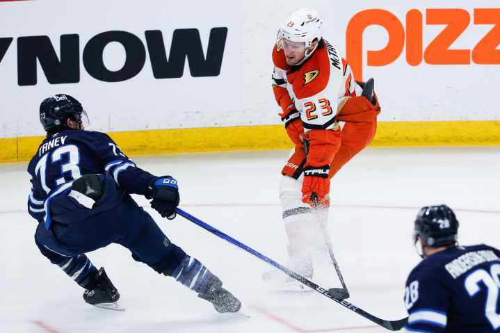 Predicting Anaheim Duck Mason McTavish’s Stat Line for 2025