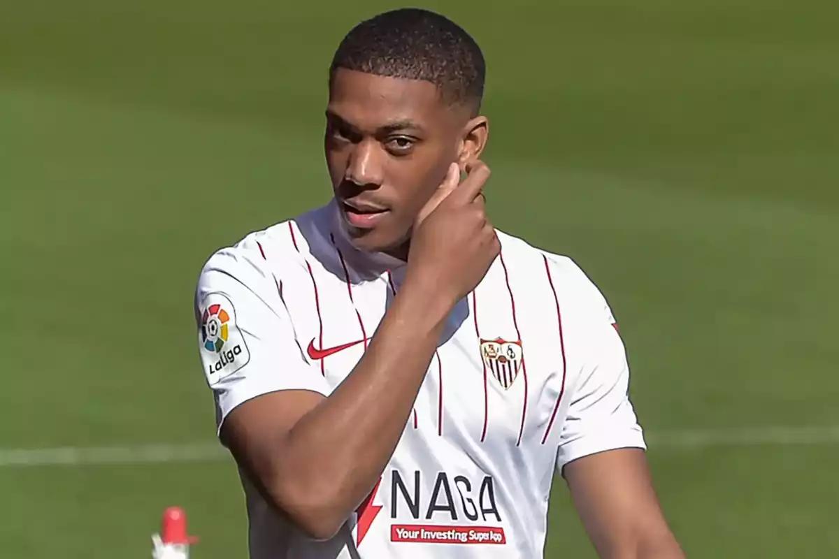 ¿Quién es Anthony Martial, el fichaje bomba de Rayados y cuánto ganaría?