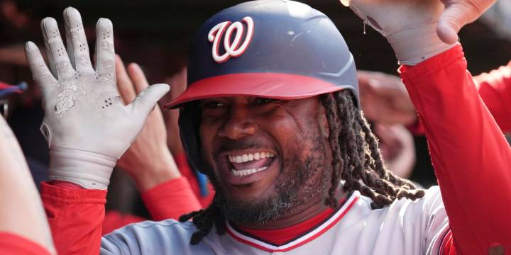 Nationals rally for 5 runs in 9th to topple Cubs