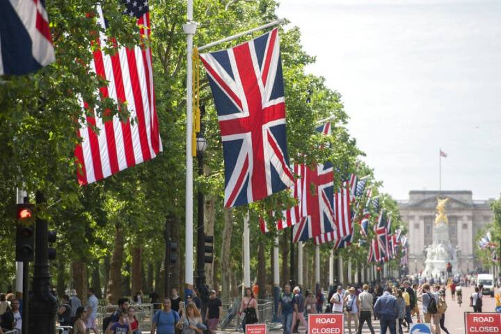 Britain fêtes Trump like a king, but he knows he isn’t one