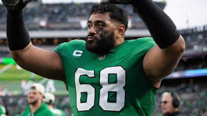 Eagles OL clearly won't miss facing Parsons twice a season