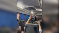 VIDEO: polémica por cánticos antisemitas durante viaje de regresados en Argentina