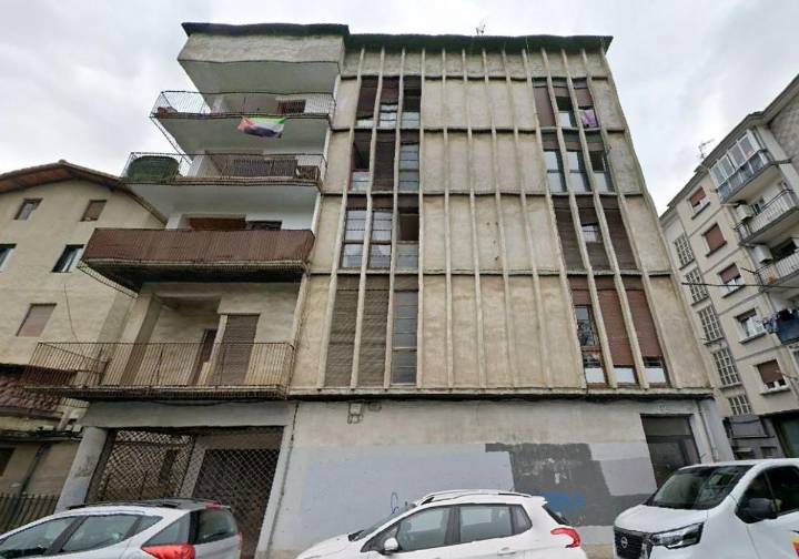 Dos heridos tras una fuga de gas en un piso de Andoian
