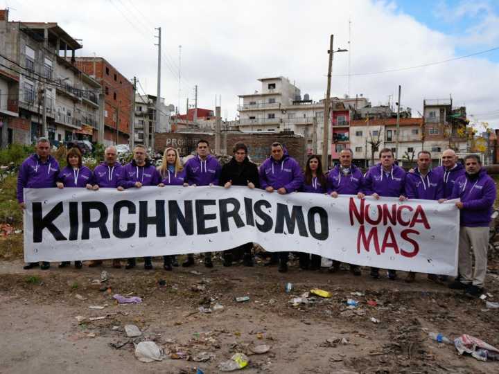 Cómo le fue a La Libertad Avanza donde Milei lanzó la campaña con un polémico cartel sobre el "Nunca Más"