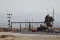 Israel to reopen West Bank crossing to Jordan to passenger traffic only