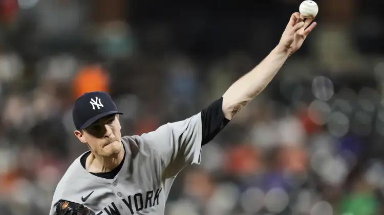 Max Fried domina con 13 ponches y Yankees acortan distancia en la división