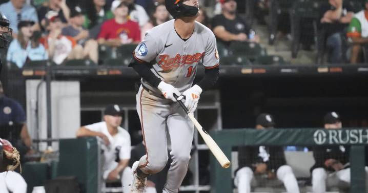 Dylan Beavers drives in 3 runs, Samuel Basallo hits HR and Orioles beat White Sox 8