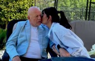 Bruce Willis reaparece tras ingreso a una casa de reposo