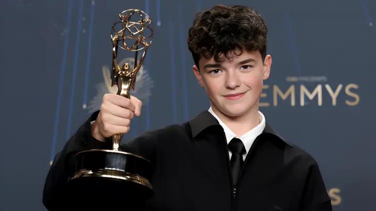 Owen Cooper, el actor británico de 15 años que hizo historia con un Emmy