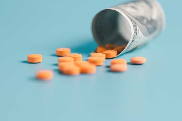 Pfizer’s Comeback Accelerates (NYSE:PFE)