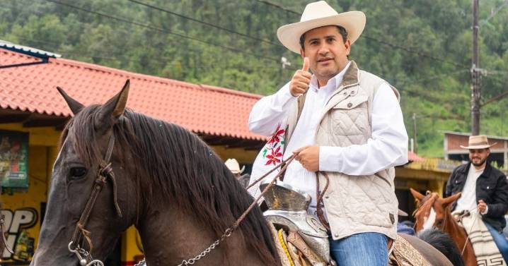 Alcalde de Uruapan cancela Grito de Independencia y pide ayuda a Sheinbaum: ‘Estamos en código rojo’