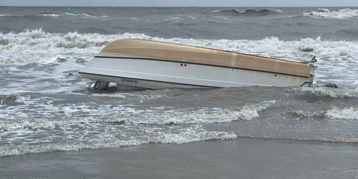 Boat that capsized off Virginia Beach washes ashore in Nags Head