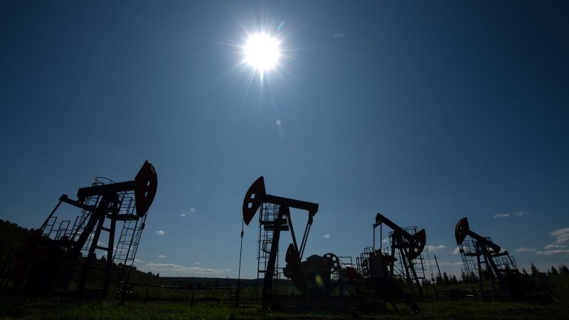 Trump pushes Europe to stop buying Russian oil and up pressure on China in effort to end Ukraine war