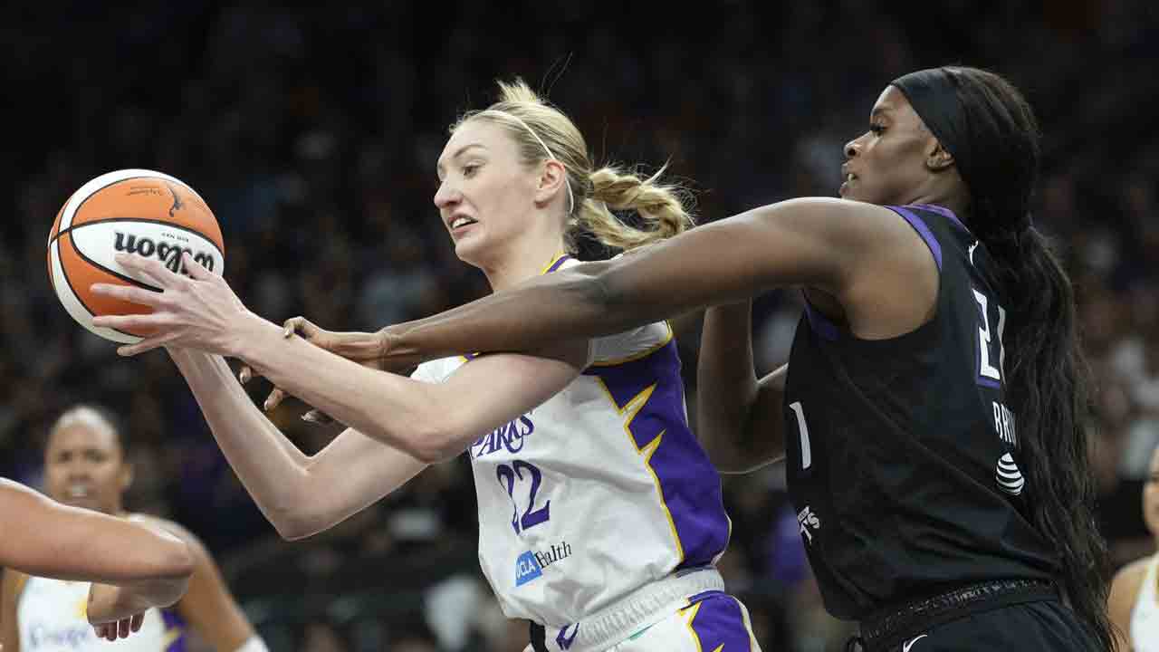Hamby scores 25, but Sparks knocked from playoffs despite win over Mercury