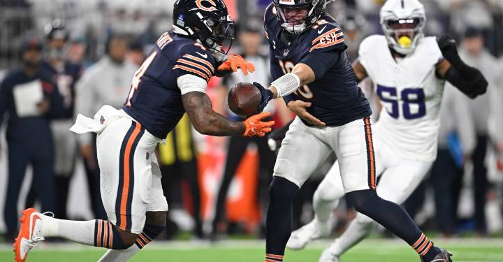 Monday Night Football open thread: Vikings at Bears