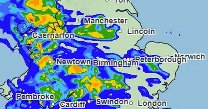 Met Office weather map shows huge wall of rain hitting UK as Storm Amy update issued
