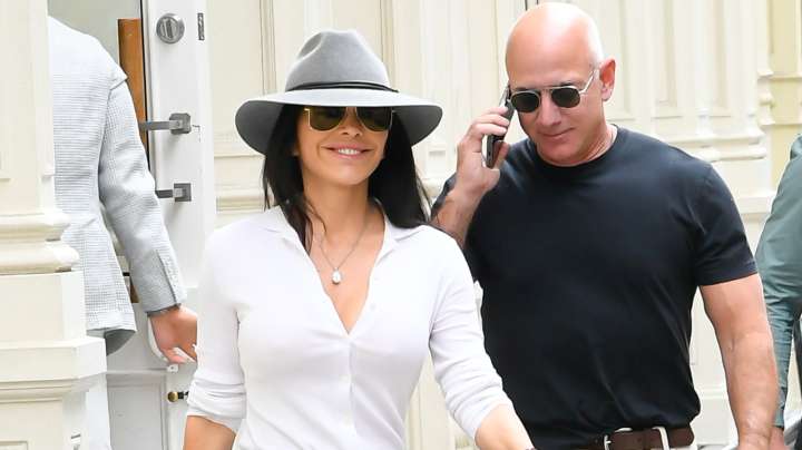 Lauren Sánchez's Modest Outfits That Still Showed Off Her Figure