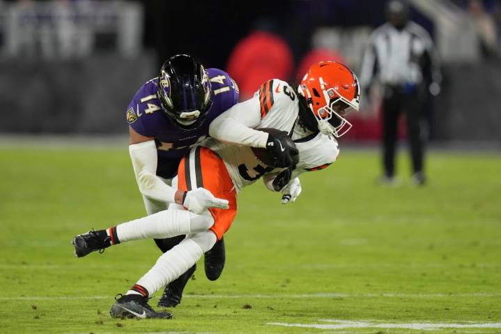 Ravens' defense presents 'no challenges,' Browns WR says