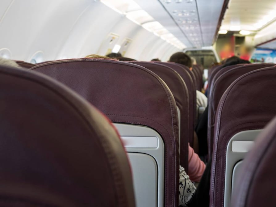 Administración Federal de Aviación de Estados Unidos emite alerta sobre equipaje y evacuaciones: “dejen las maletas atrás”