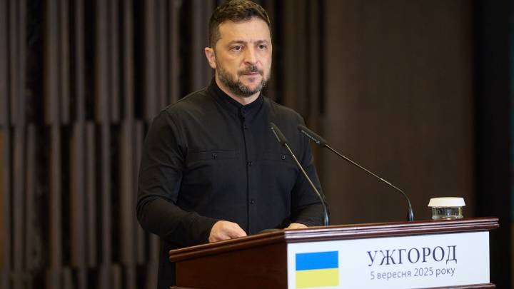Zelenski: "Rusia nos ha lanzado 500 drones y 40 misiles. Ha llegado el momento de tomar medidas decisivas"