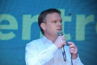 «Esta elección es importante para que no vuelvan la soberbia, la impericia, la descalificación y las irregularidades a la hora de gestionar»