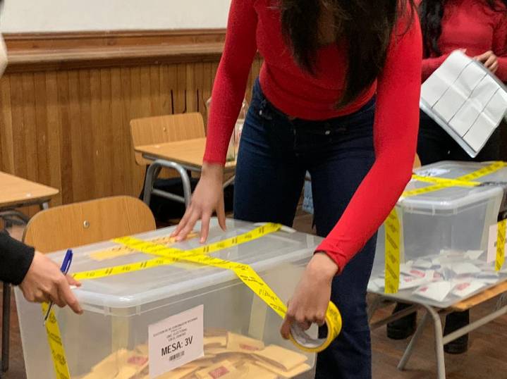 Joven con autismo severo fue multada por no votar: Corte de Concepción toma importante decisión y marca un precedente