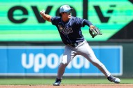 Braves claim INF Ha-Seong Kim off waivers from Rays